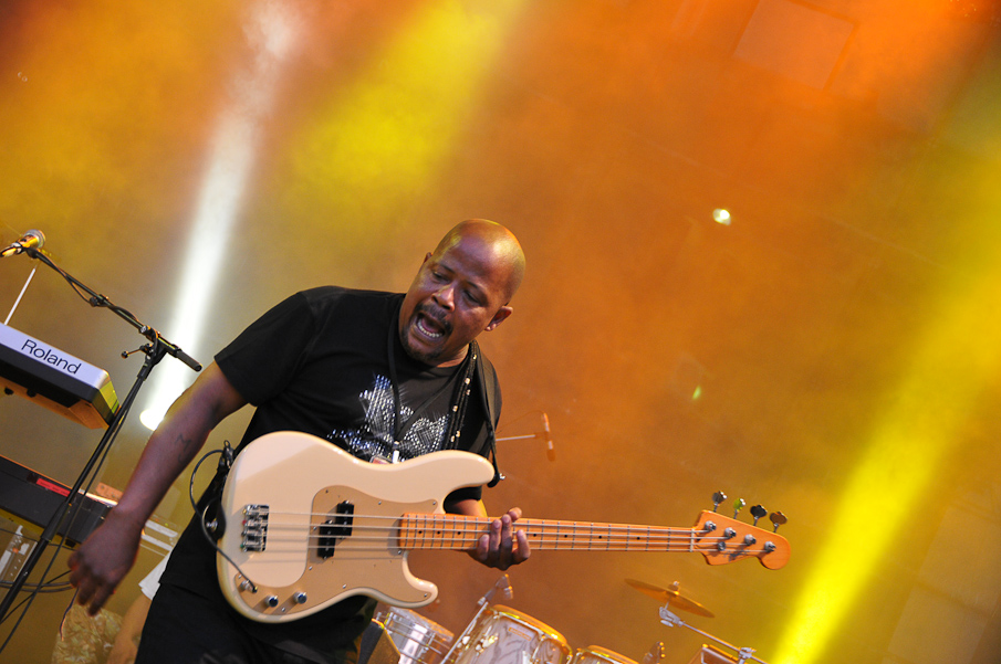 Fete de la Musique Evry 2009 - Kassav 340.jpg
